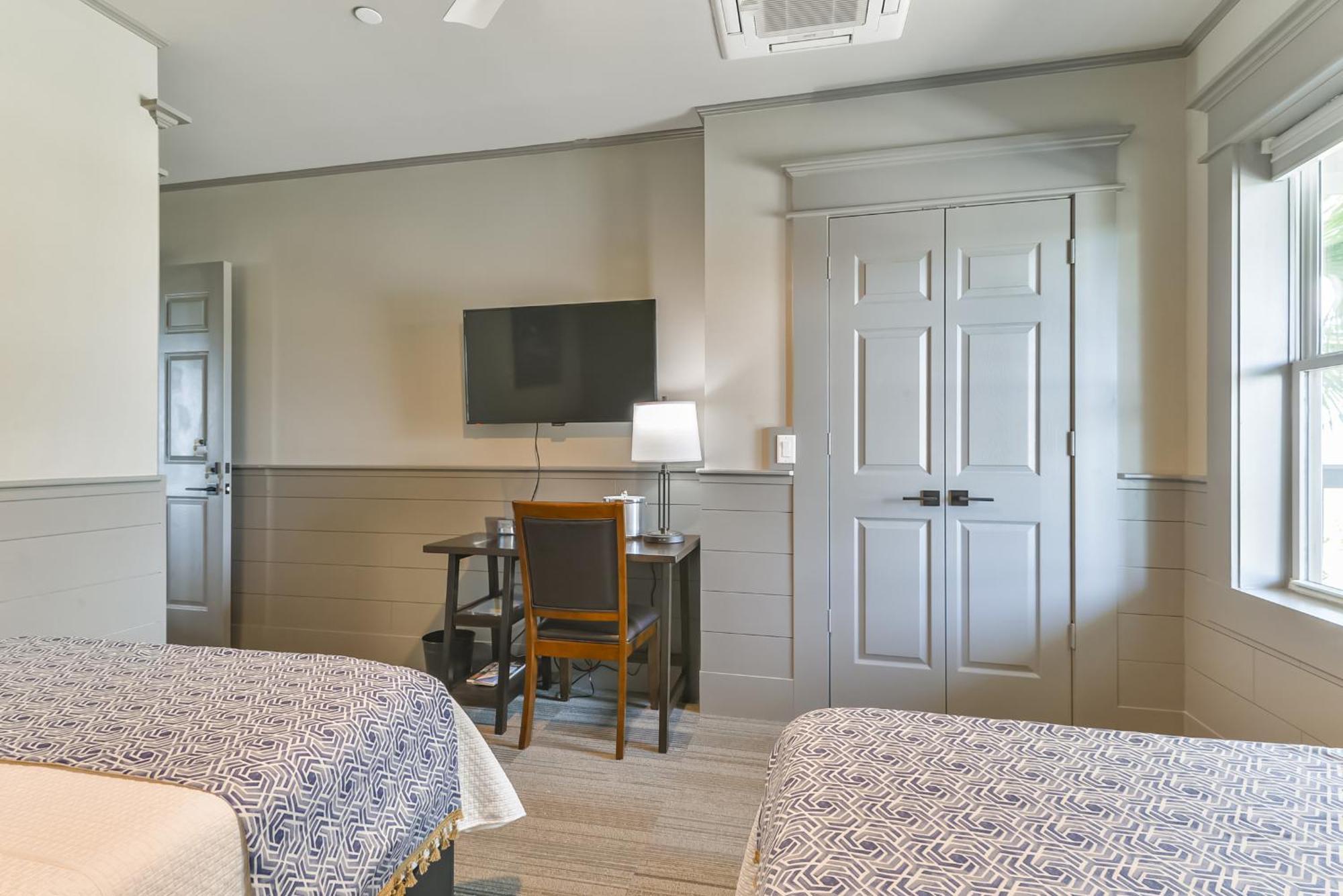 Hitchcock Harborwalk Lodge المظهر الخارجي الصورة