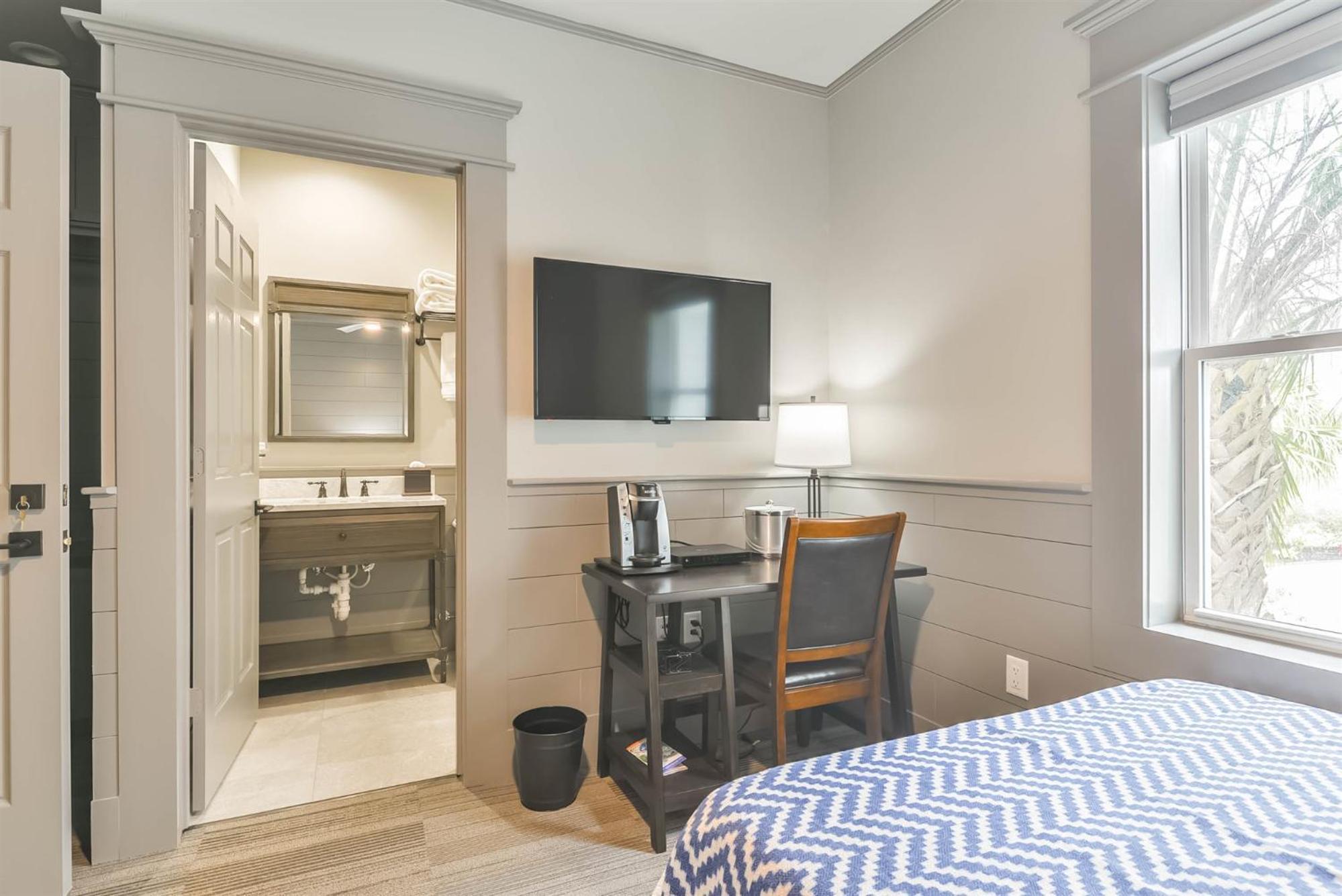 Hitchcock Harborwalk Lodge المظهر الخارجي الصورة