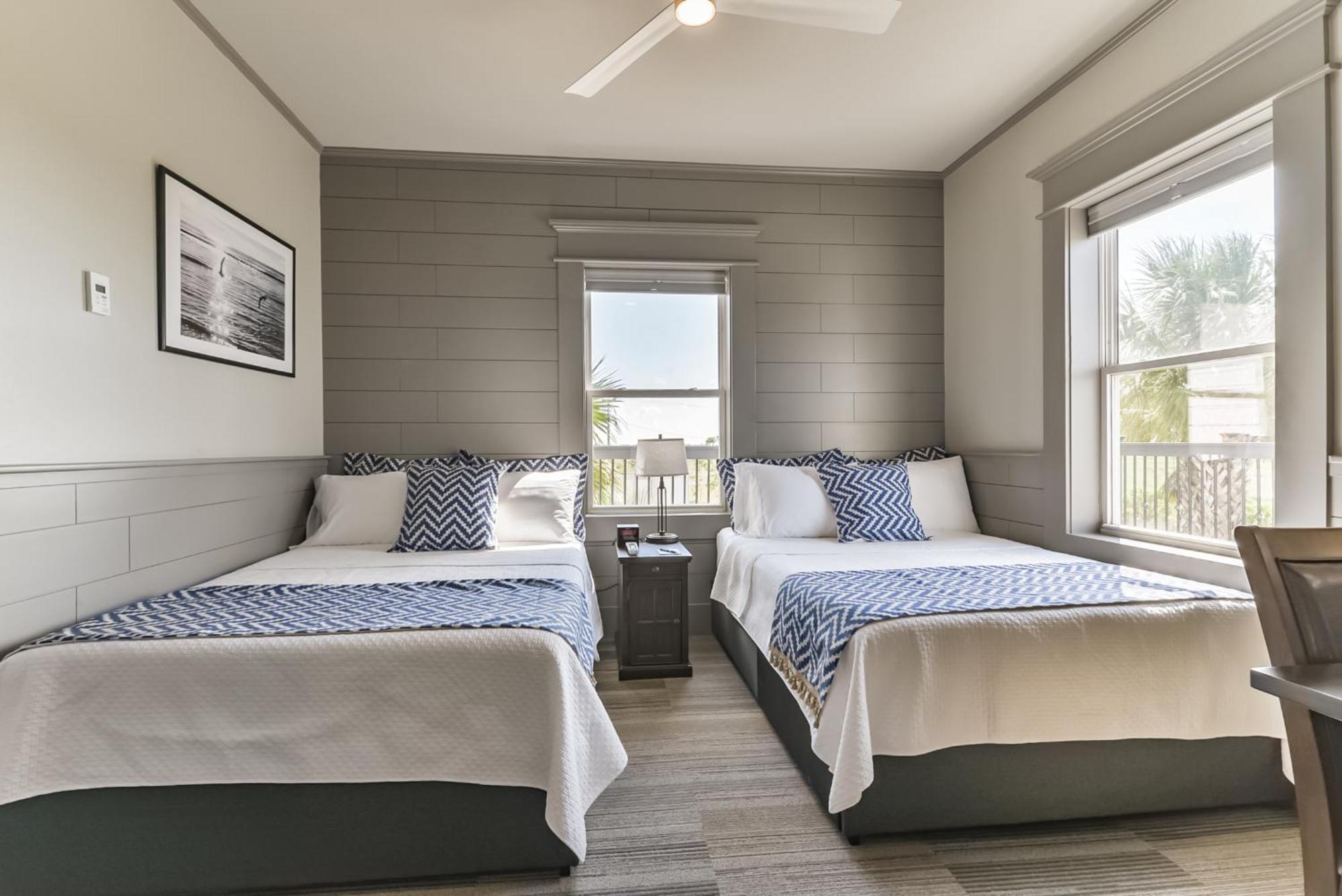 Hitchcock Harborwalk Lodge المظهر الخارجي الصورة