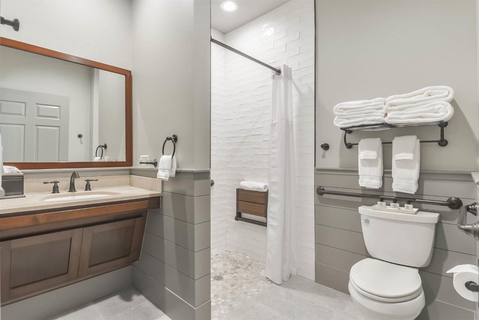 Hitchcock Harborwalk Lodge المظهر الخارجي الصورة